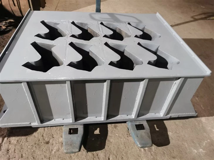 Concrete Hollow Paver Blocks Moulds in China high quality